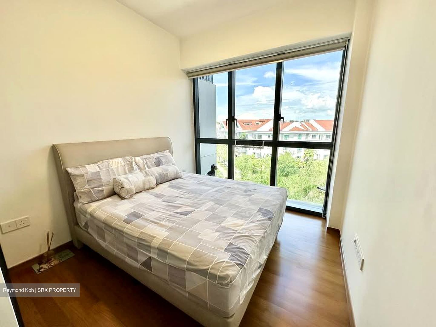 Fourth Avenue Residences (D10), Apartment #566391171